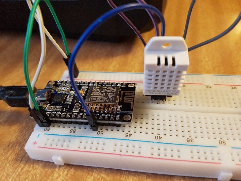 NodeMCU + DTH22